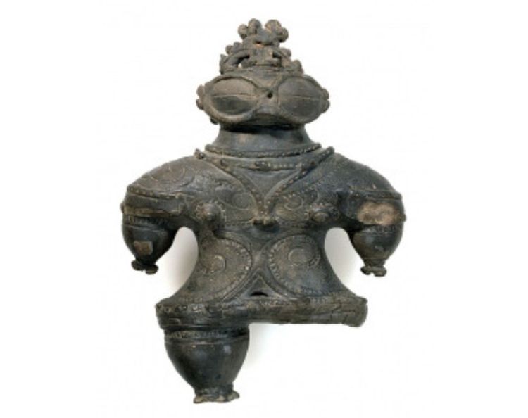 a decorated cylindrical earthenware pot from the Goshono Site in Iwate Prefecture