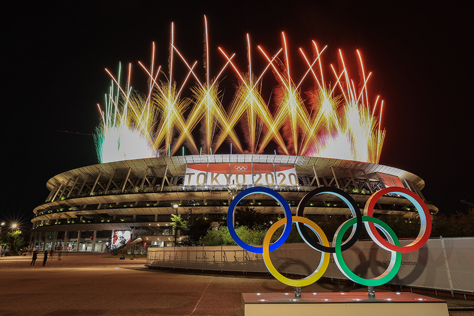 Some 11,000 athletes from 205 countries and regions and the Refugee Olympic Team participated in the Tokyo 2020 Olympic Games, giving inspiring performances and setting numerous records. (Photo: Closing ceremony of the Olympic Games, August 8) AFLO SPORTS