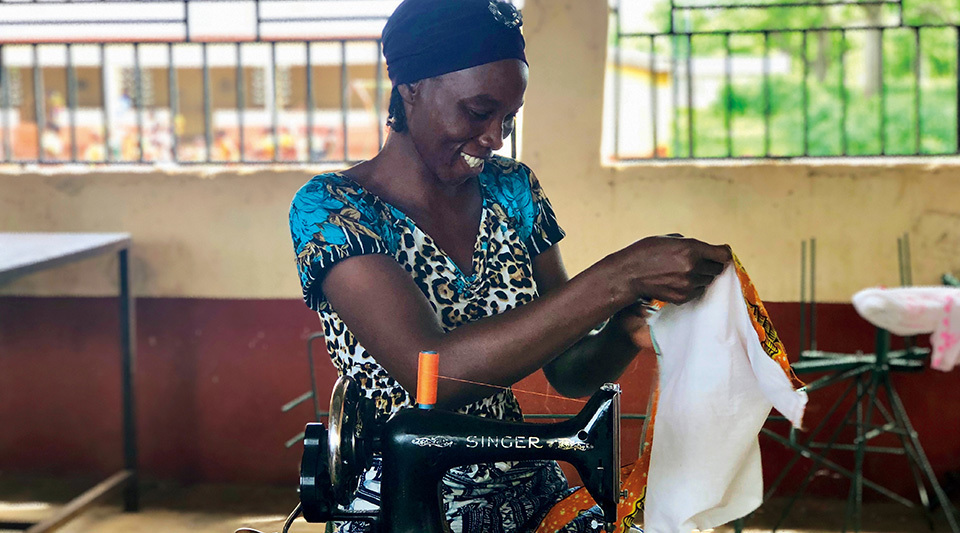 Nine students brought their ideas together, and presented a plan for developing the global economy with multilateral cooperation.